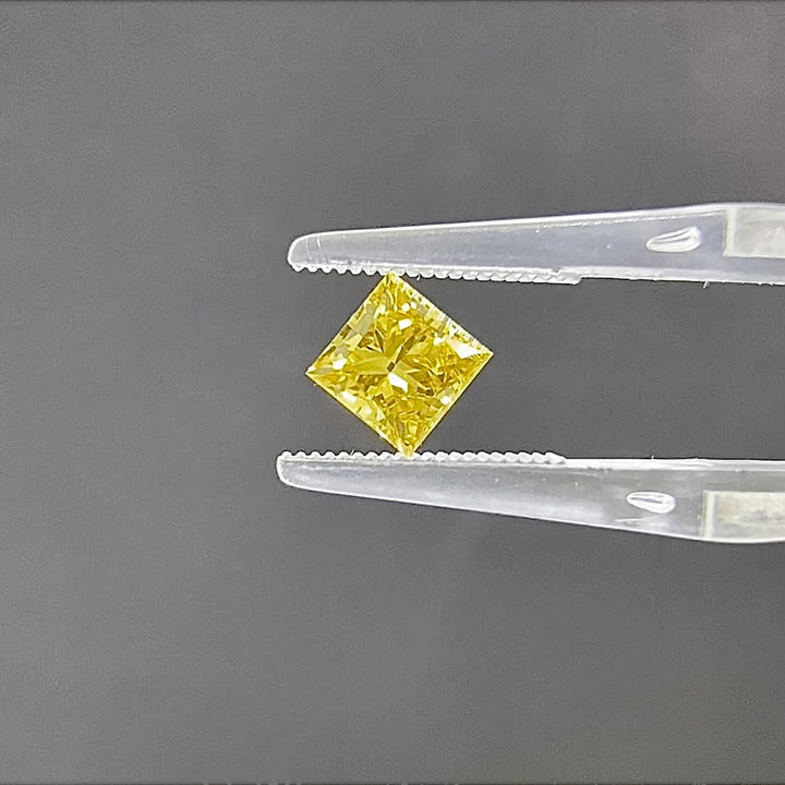DovEggs 1.10ct princess fancy vivid yellow VS1-LAB GROWN DIAMOND-K27150
