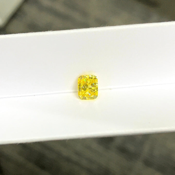 DovEggs 0.97ct cushion fancy vivid yellow VS1-LAB GROWN DIAMOND-EVD6206017319