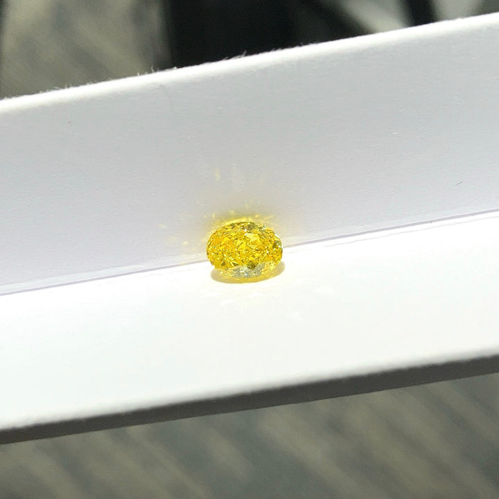 DovEggs 0.80ct oval fancy vivid yellow VVS2-LAB GROWN DIAMOND-EVD6206017498