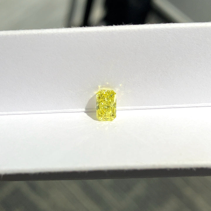 DovEggs 0.55ct radiant fancy intense yellow VS1-LAB GROWN DIAMOND-EVD6206017378