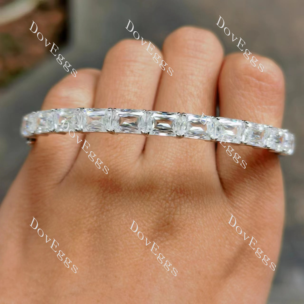 The Anastasia 11 stones criss cut moissanite bangle