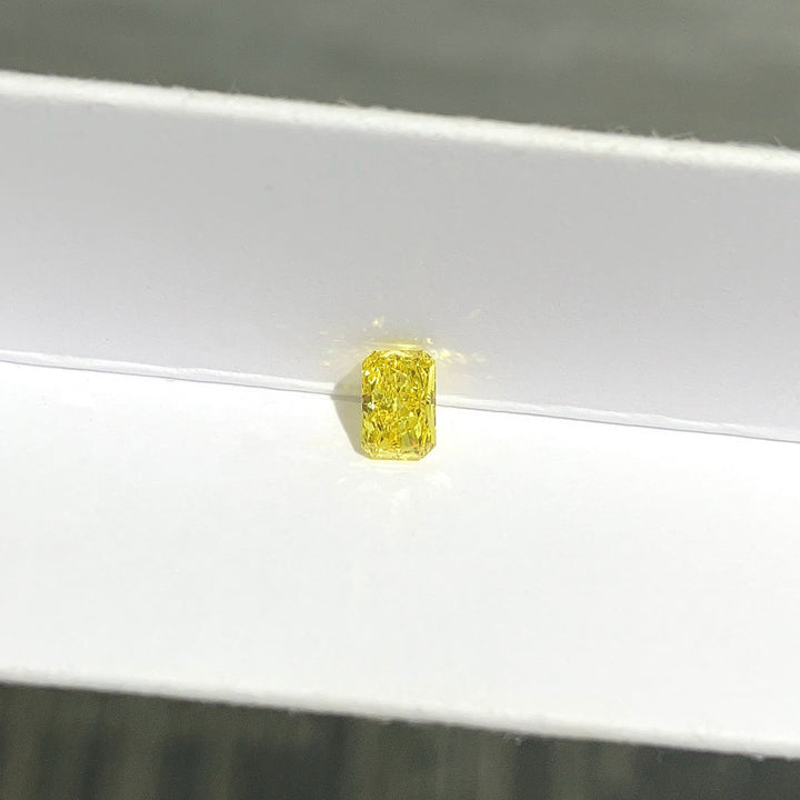 DovEggs 0.40ct radiant fancy intense yellow VS1-LAB GROWN DIAMOND-EVD6206017365