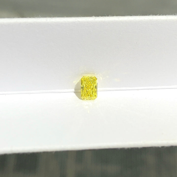 DovEggs 0.41ct radiant fancy intense yellow VS1-LAB GROWN DIAMOND-EVD6206017366