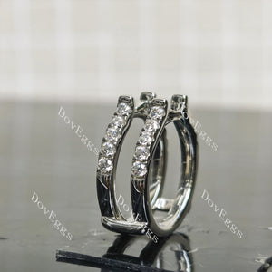 (size 5.25) Doveggs sterling silver round moissanite wedding band