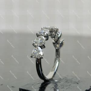 (size 8.5) Doveggs sterling silver 3.5cttw heart moissanite wedding band