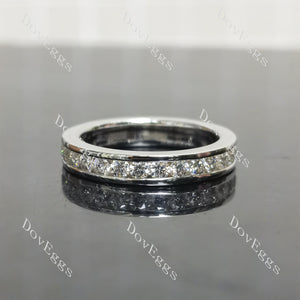 (size 8.5)Doveggs sterling silver Round moissanite wedding band