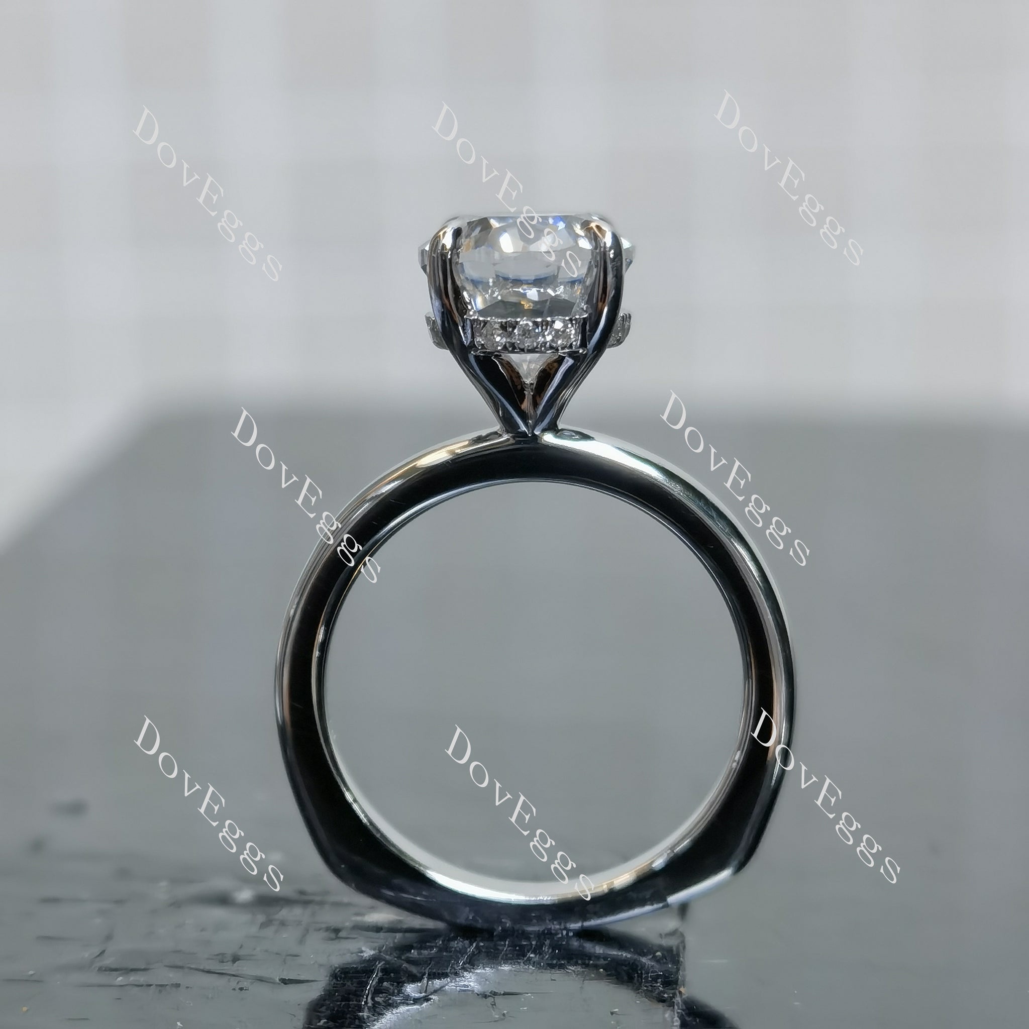 (size 4.75) Doveggs sterling silver 3ct oval moissanite engagement ring