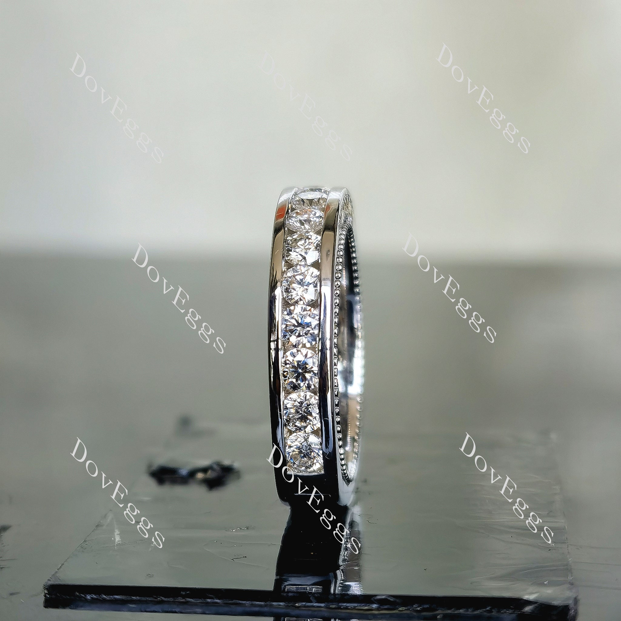 Doveggs round channel set moissanite/lab grown diamond wedding band-4.0mm band width