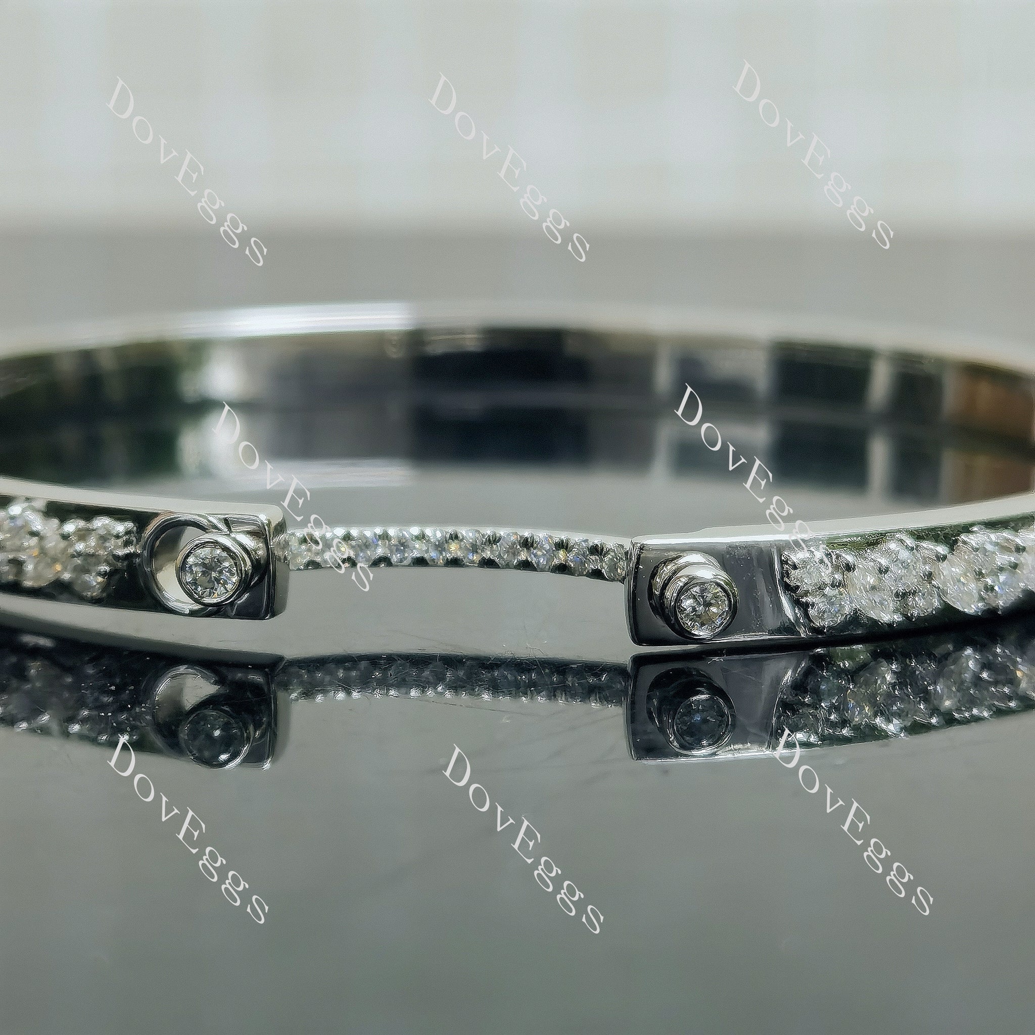 Doveggs marquise round moissanite bangle/bracelet
