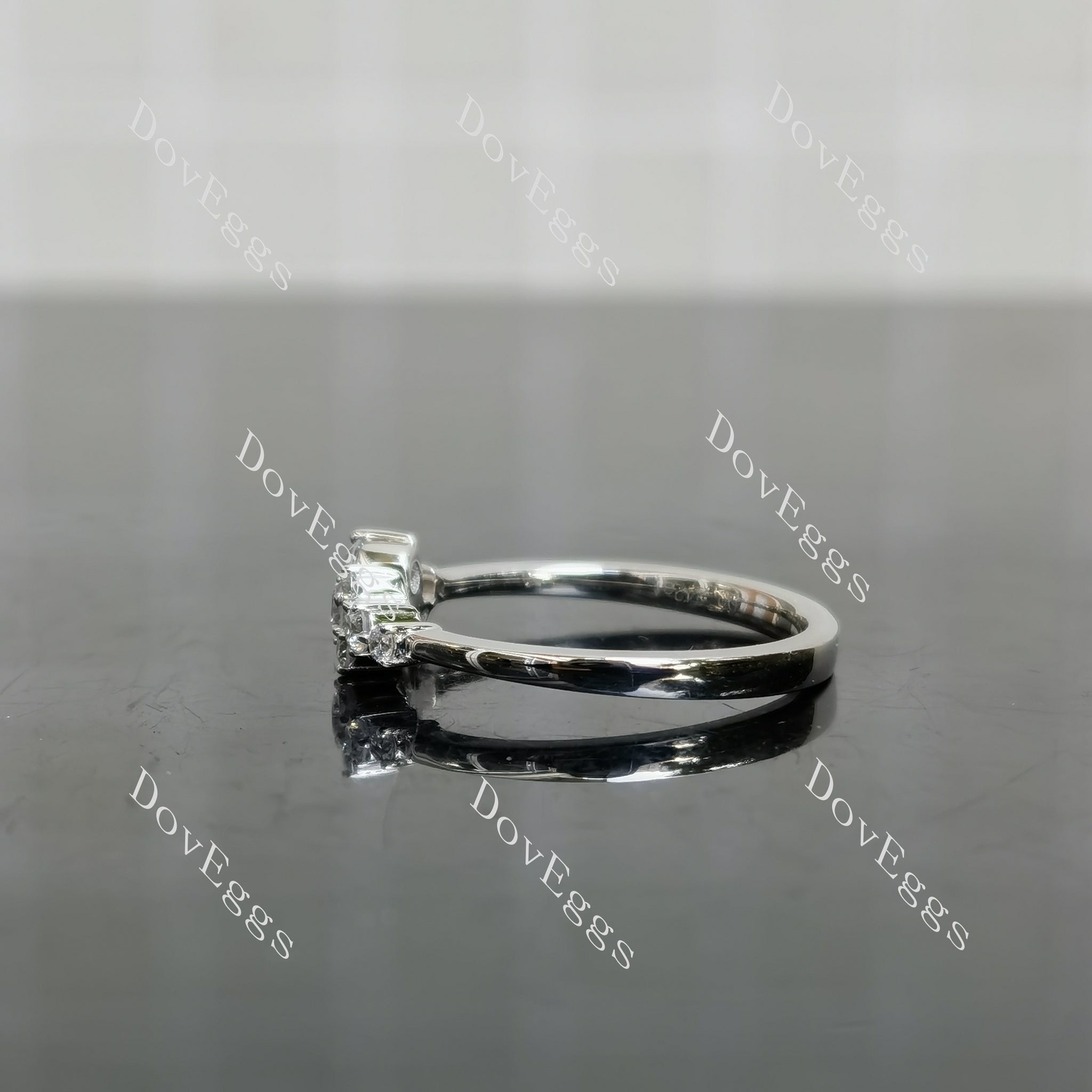 Doveggs round pave moissanite/lab grown diamond accents wedding band-2mm band width