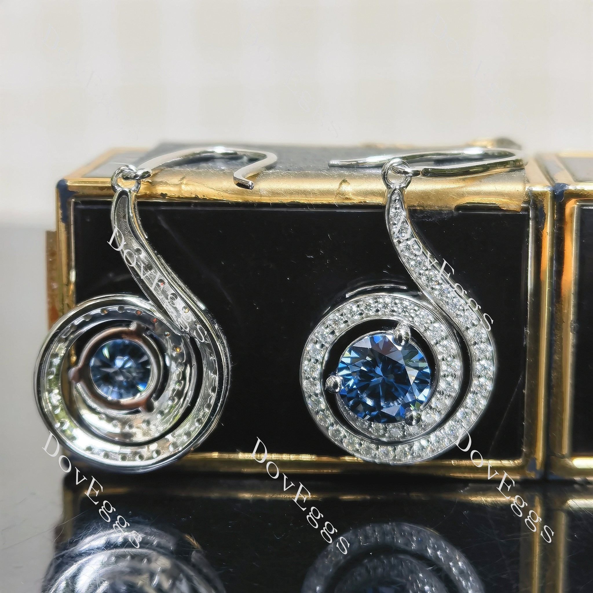 Round loopback art deco pave halo twilight blue moissnaite earrings main view| Doveggs