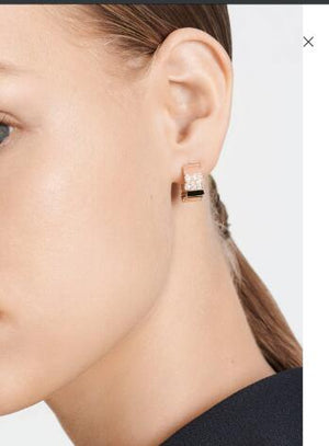 Customization of Earring B