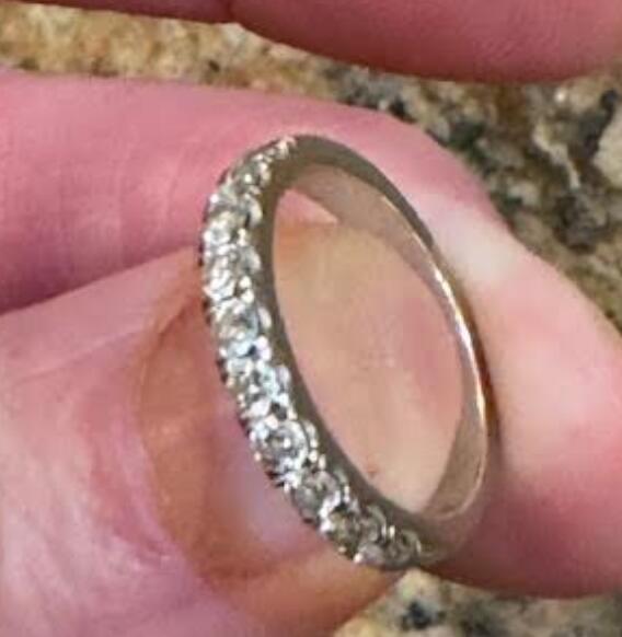 Customization wedding band