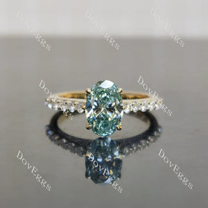 Lab Diamond Ring with Round Accents (Moissanite/LGD) in 10K/14K Gold or Platinum | DovEggs