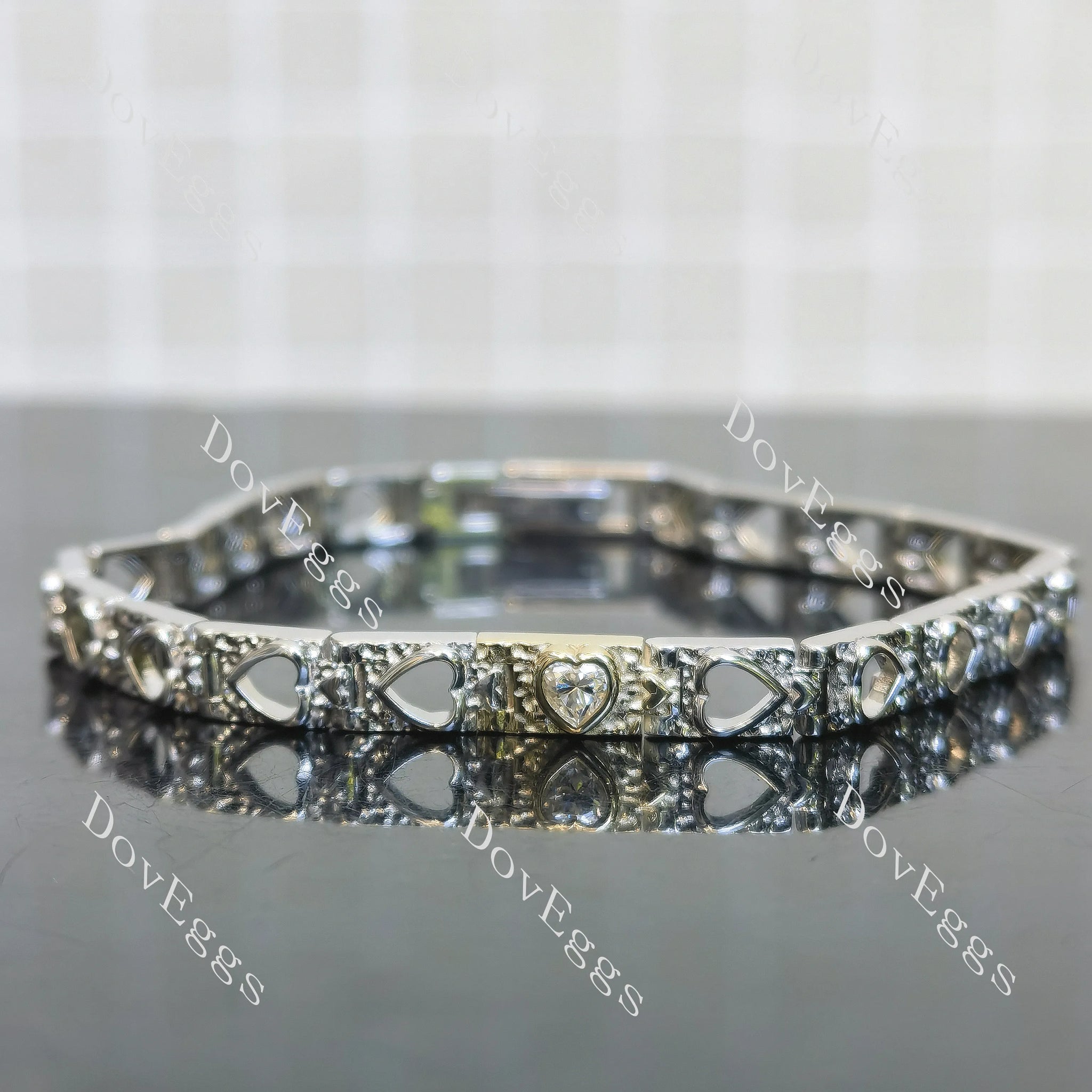 Bezel heart shaped hollow out heart moissanite bracelet main view| Doveggs