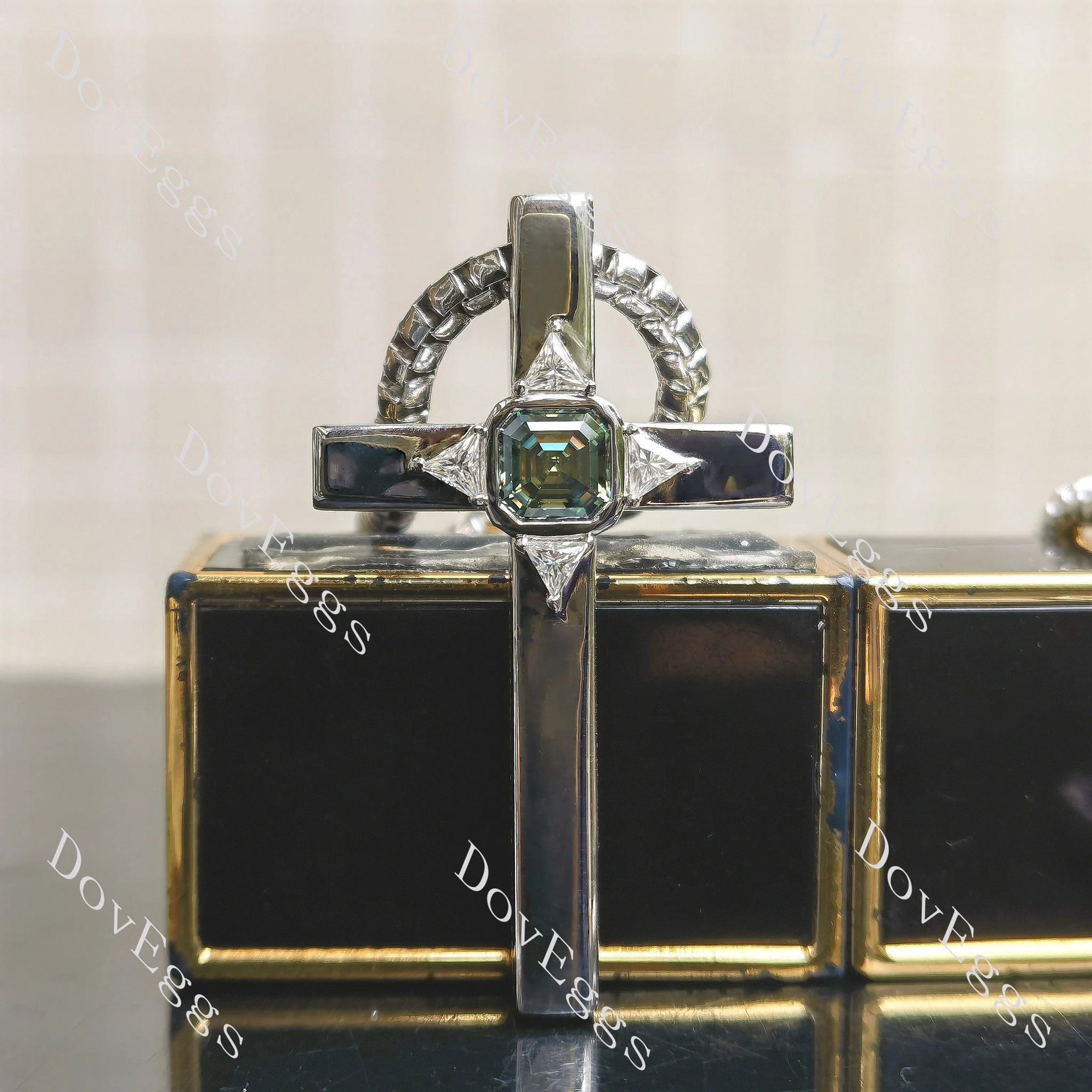 Asscher midnight evergreen moissanite bezel Cross pendant necklace| Doveggs
