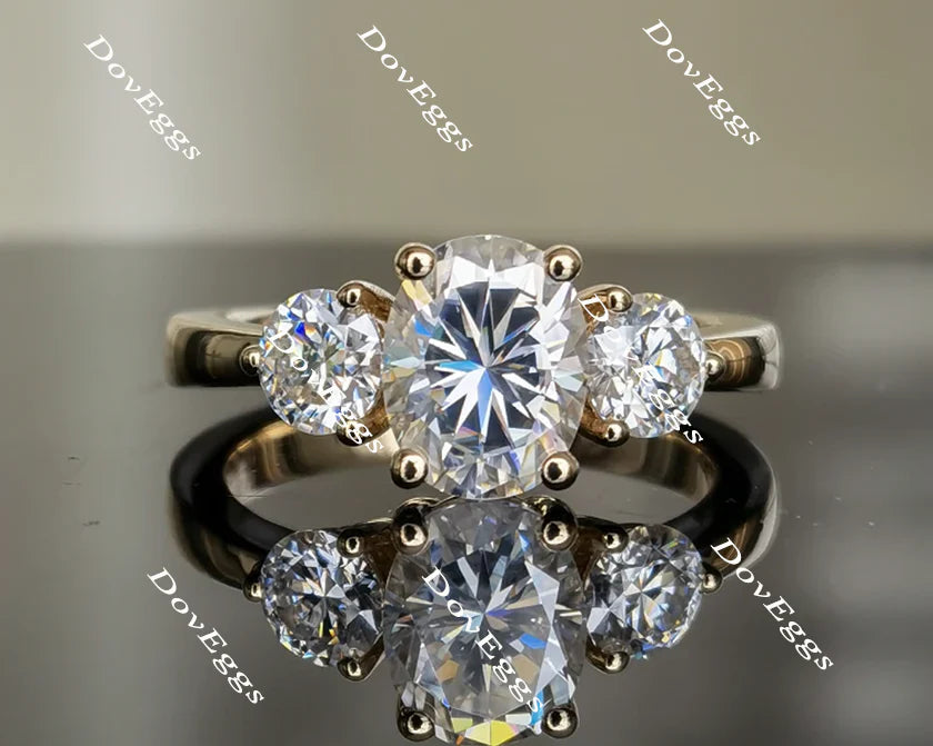 Lab Diamond Ring with 5mm GHI Color Accents (Moissanite/LGD) in 10K/14K/18K Gold or Platinum | DovEggs