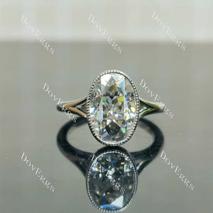Oval bezel split shanks moissanite engagement ring|Doveggs