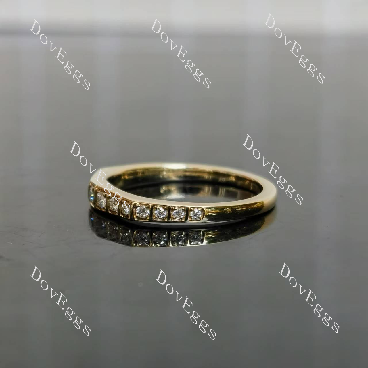 Round small moissanite/lab grown diamond wedding band|Doveggs