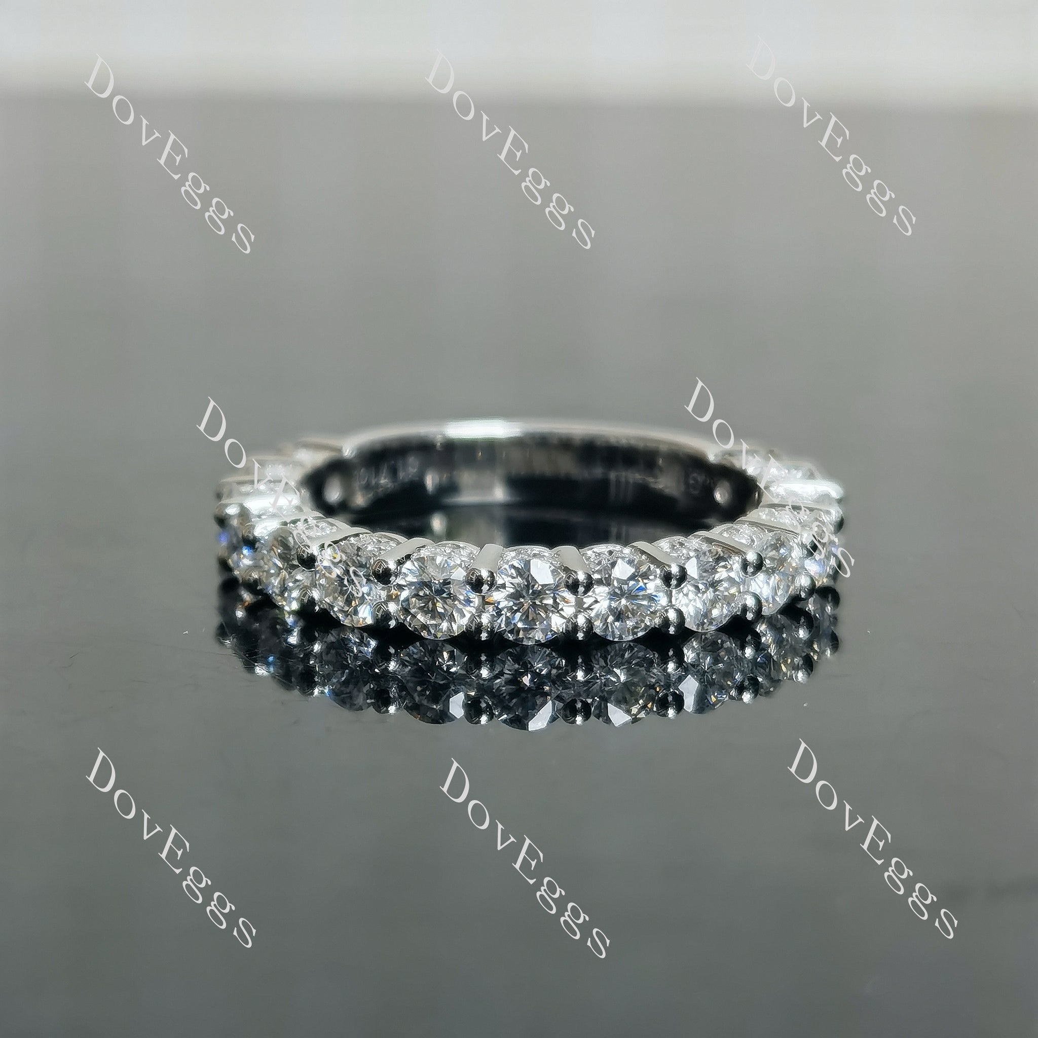 Round pave moissanite or lab grown diamond wedding band|Doveggs