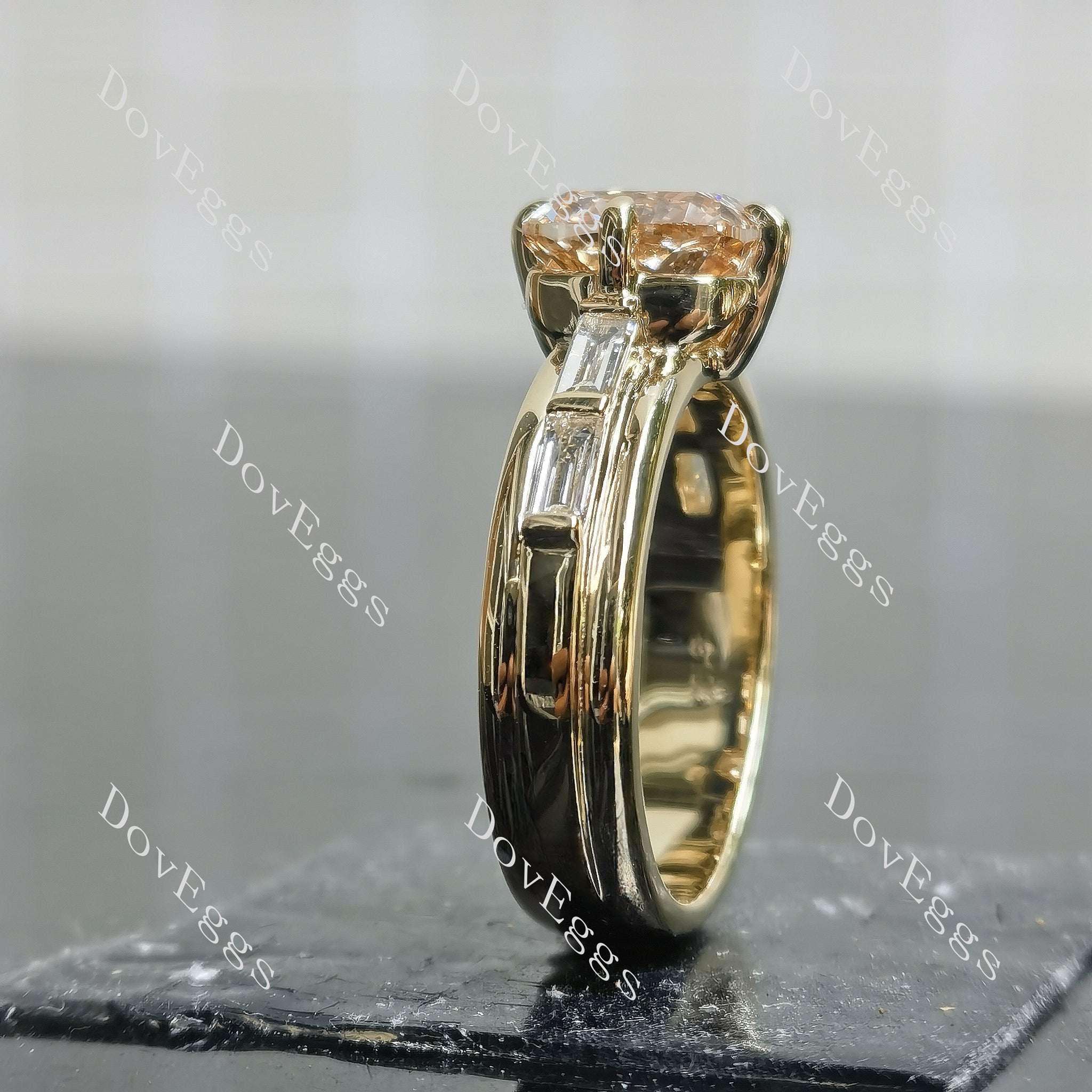 Baguette-Accented Lab Diamond Ring in 10K/14K/18K Gold or Platinum | DovEggs