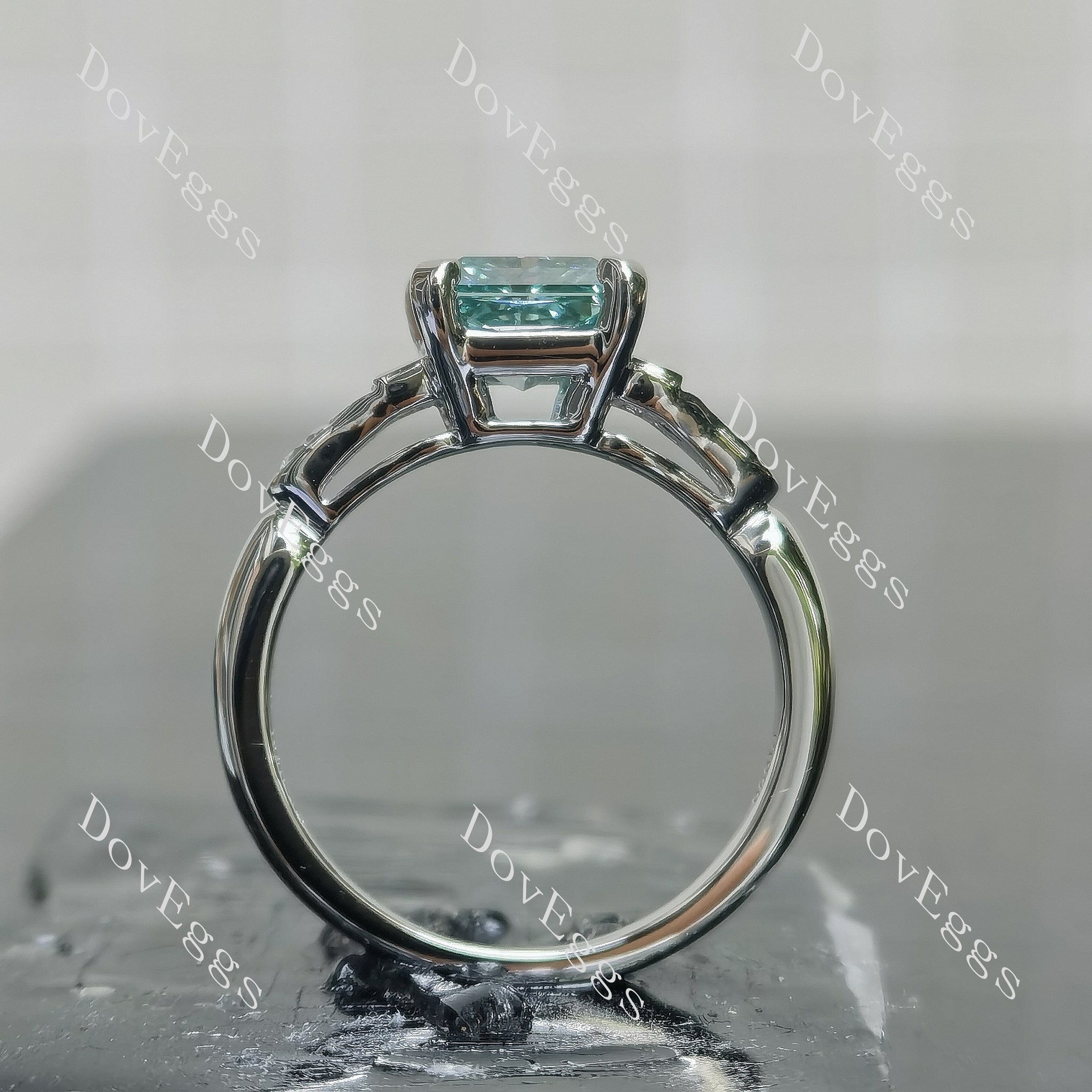 Radiant art deco moissanite engagement ring| Doveggs