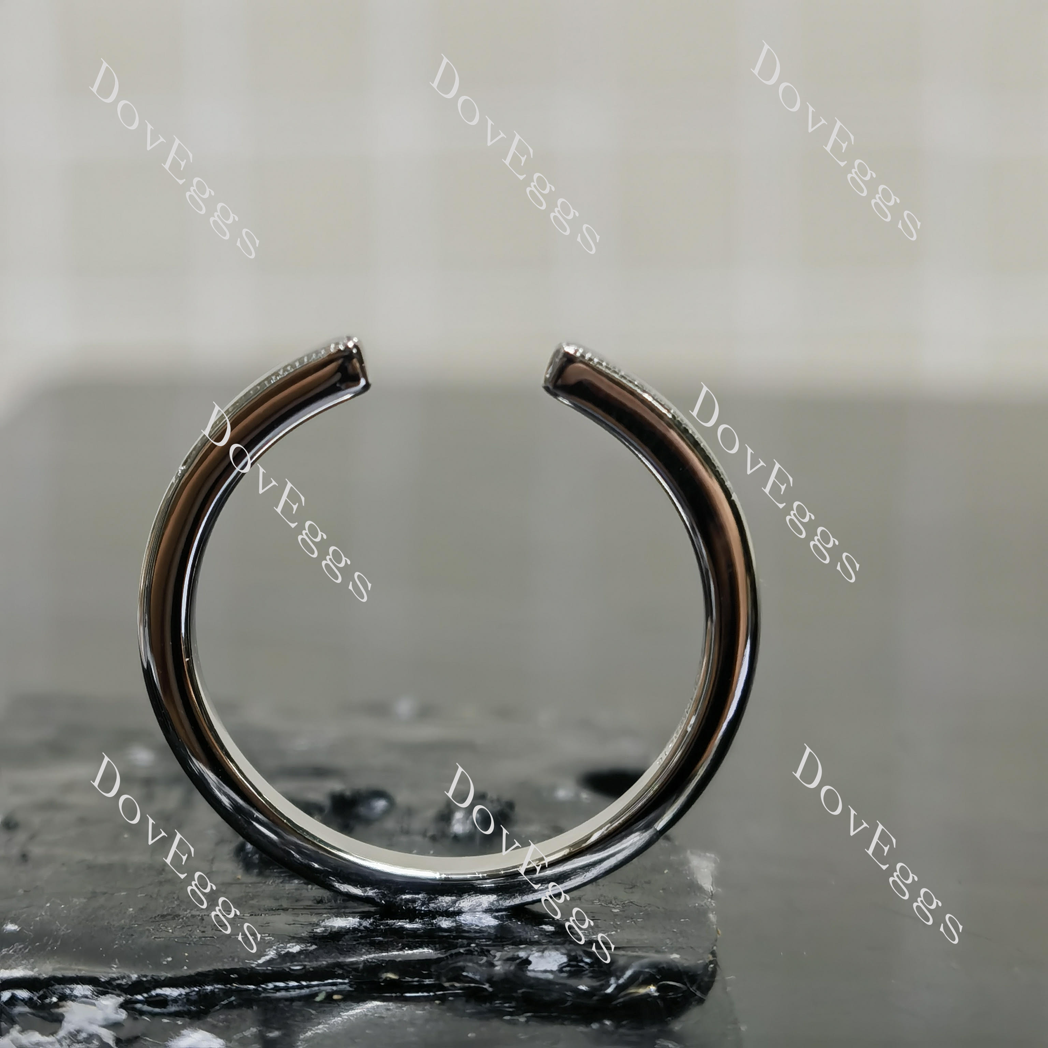 Stacking secondary wedding band|Doveggs