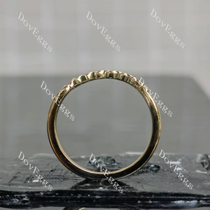 Plain gold wedding band|Doveggs