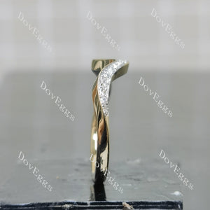 Round pave twisted arm moissanite wedding band side view| DovEggs