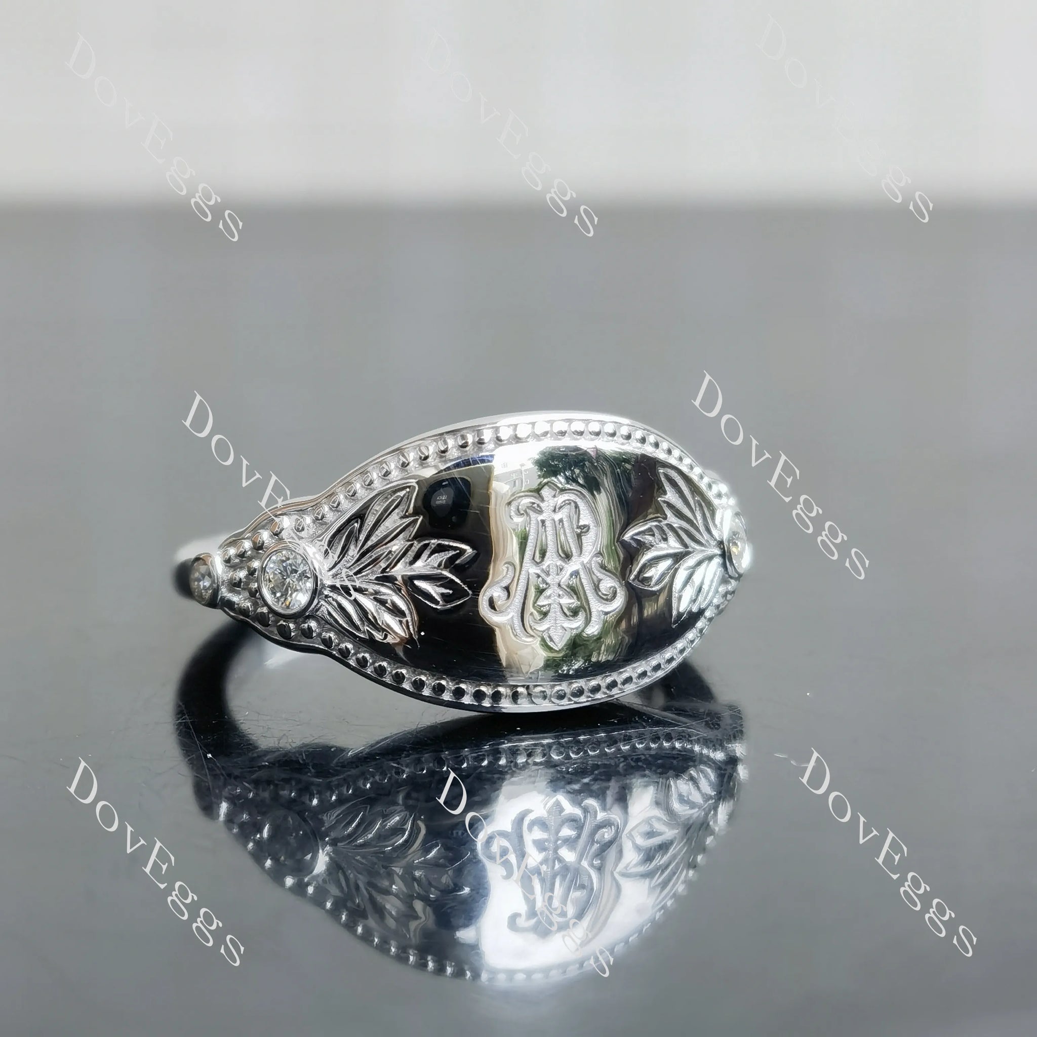 Doveggs ring| Personalized custom symbol seal