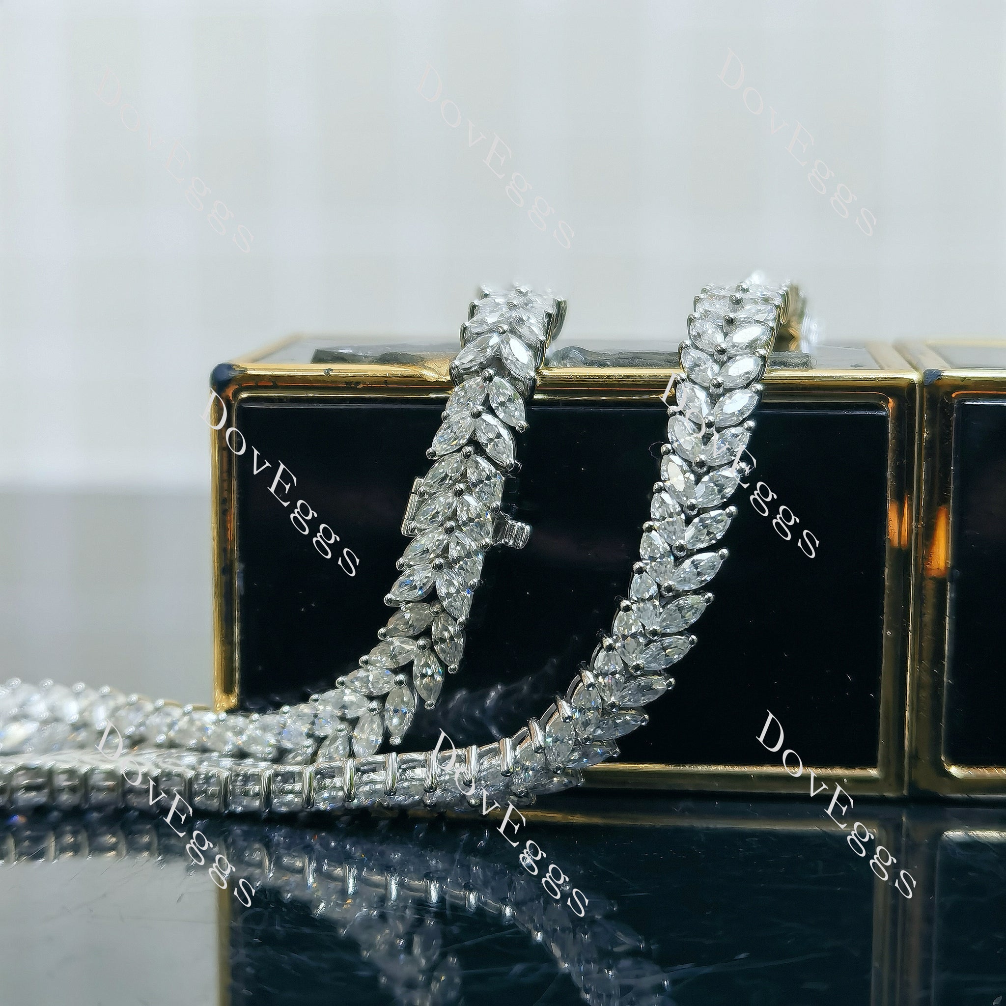 Doveggs vine shape marquise moissanite necklace for women (16inch length)