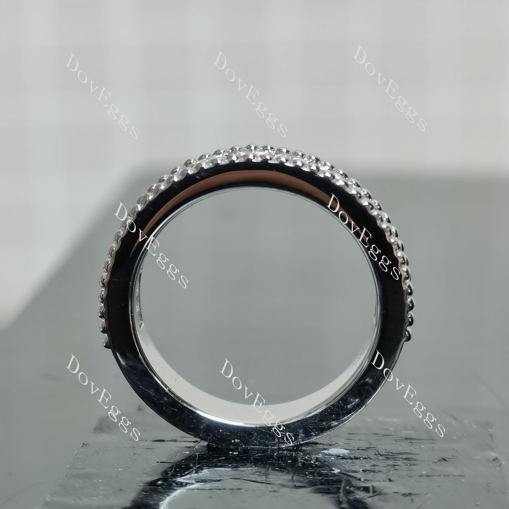 (size 6.5) Doveggs sterling silver round moissanite wedding band