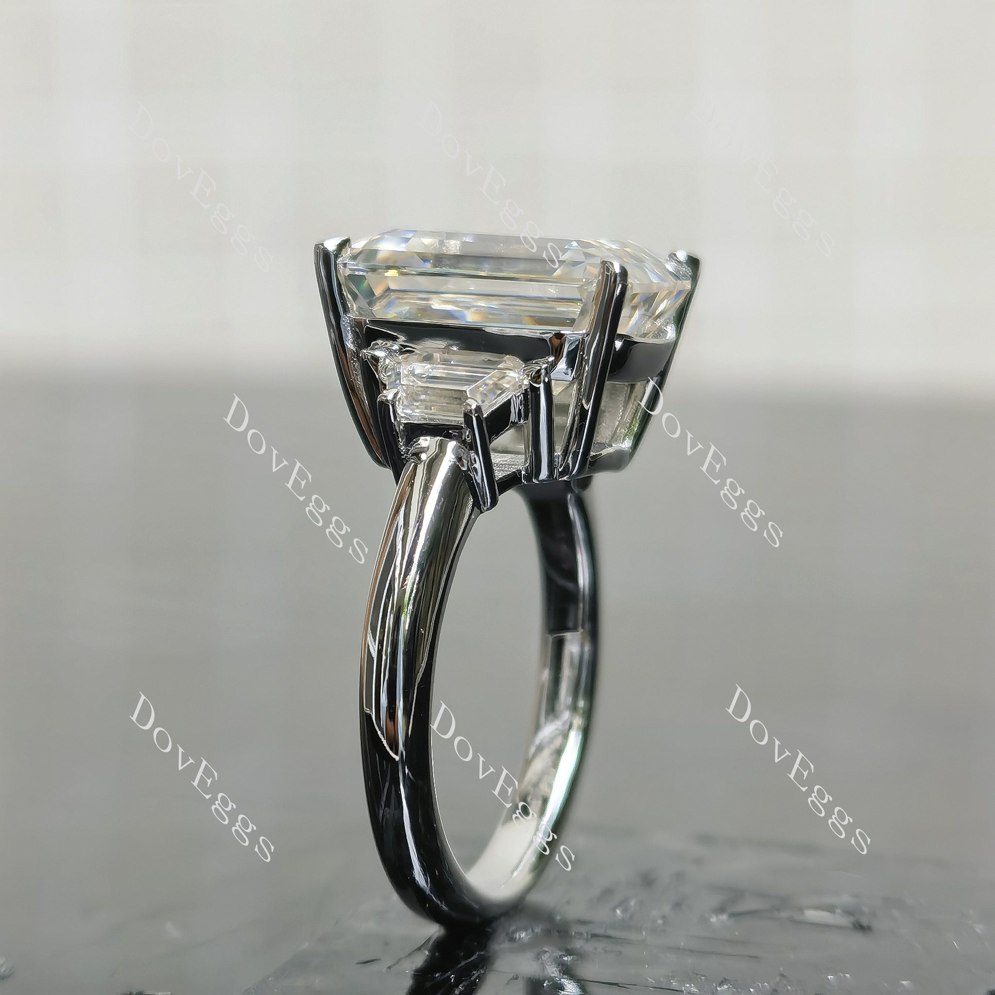 (size 5.5) Doveggs sterling silver 8ct elongated krupp cut moissanite engagement ring
