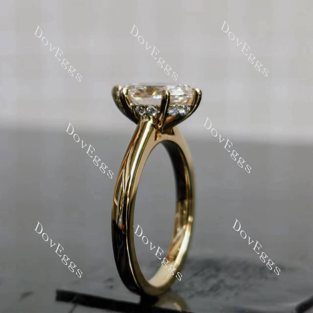 (size 7.5 ) Doveggs 14k yellow gold 2.021ct oval E color VVS2 Clarity Excellent cut lab grown diamond ring(certified)