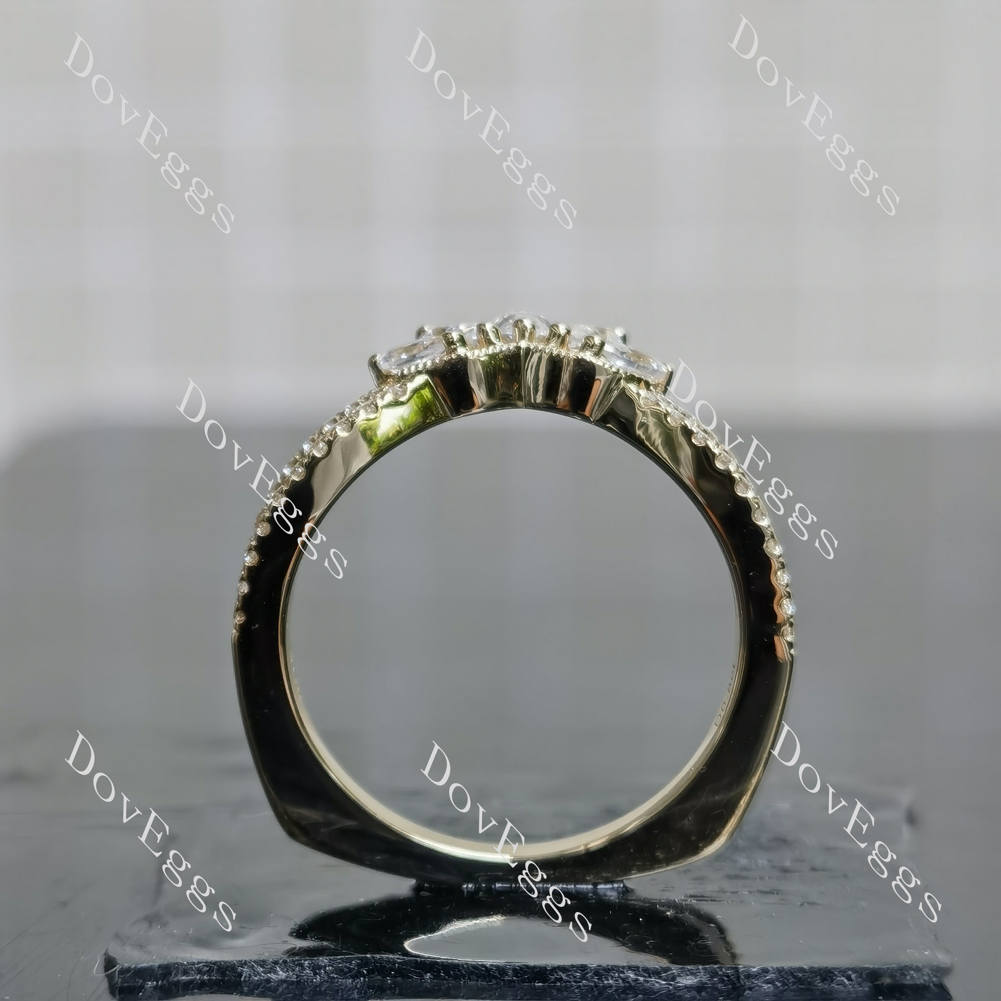 Doveggs marquise round split shanks moissanite/lab grown diamond wedding band-1.8mm band width