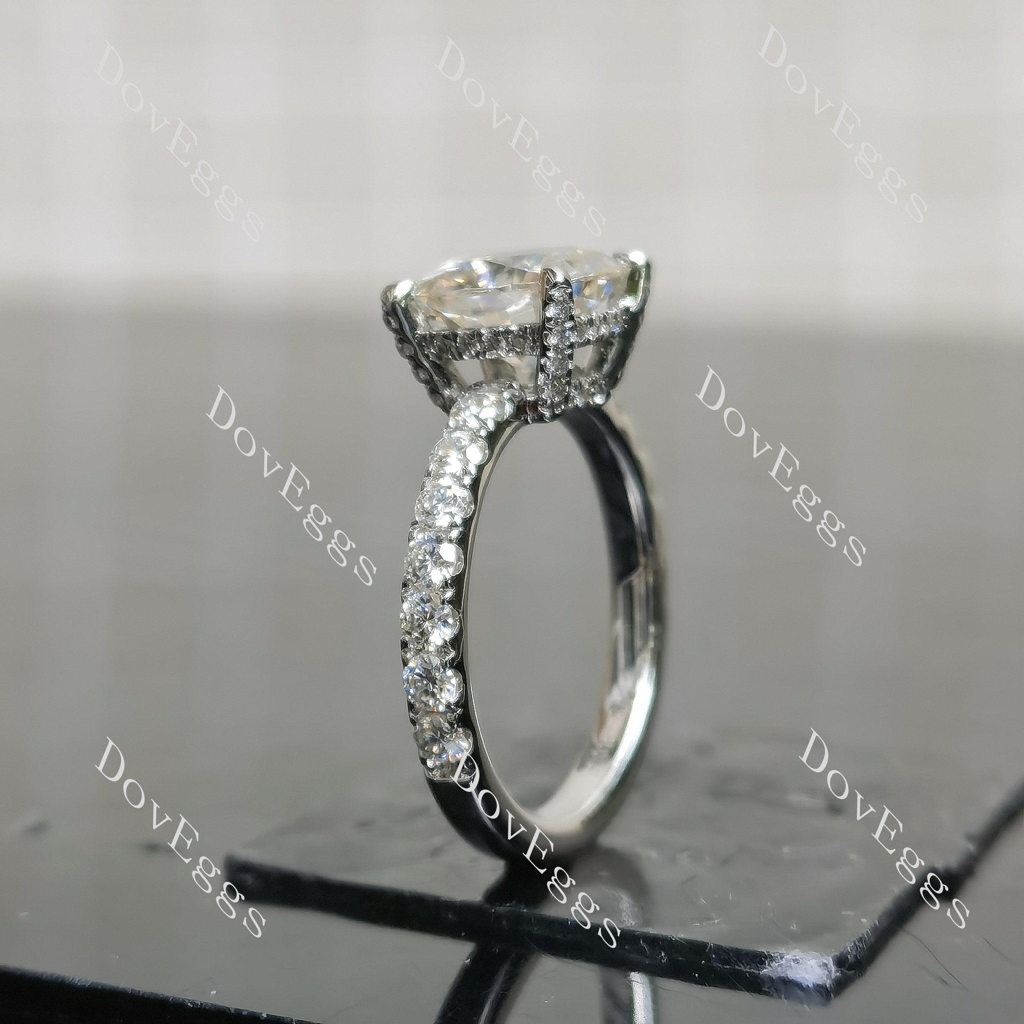 (size 4.75) Doveggs sterling silver 2ct Cushion moissanite engagement ring