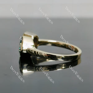 Doveggs fat trillion emerald two stones bezel setting moissanite & colored gem ring