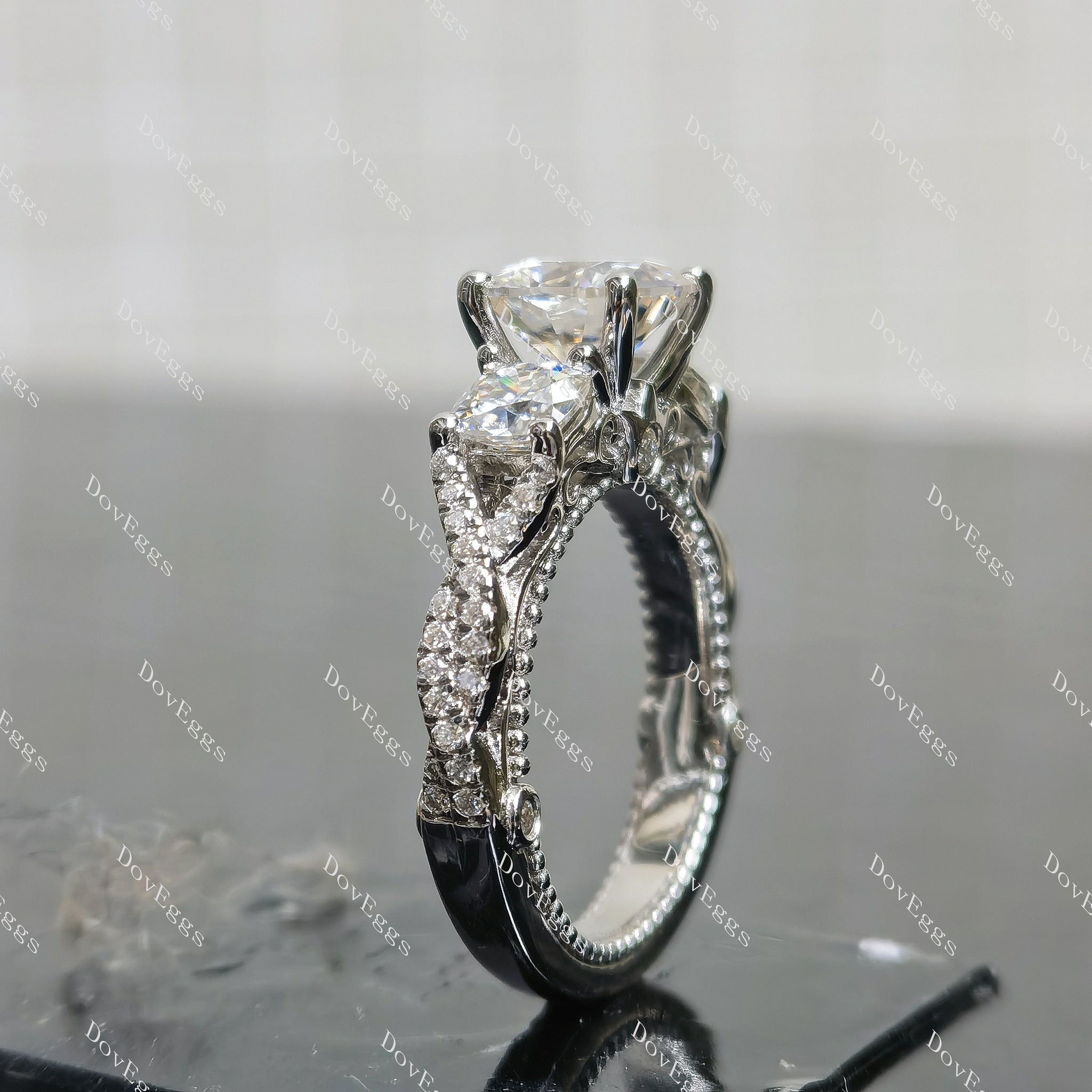 (size5.25) Doveggs 1.5ct cushion moissanite sterling silver engagement ring