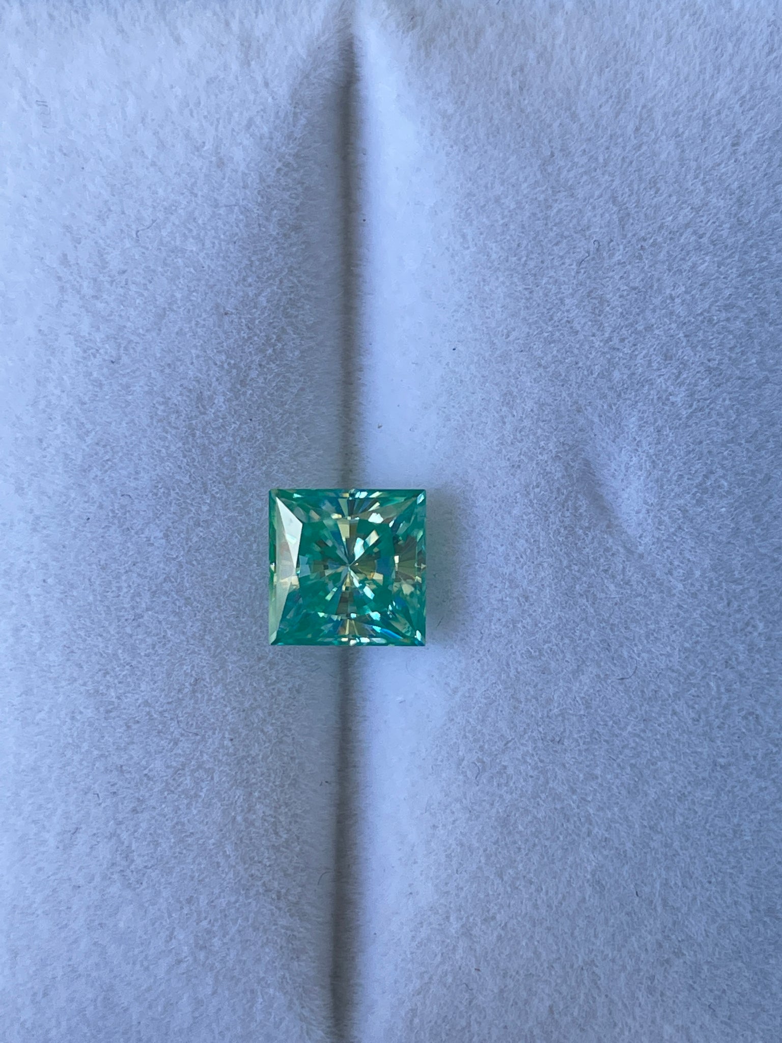 Doveggs princess 2ct accident color Ocean deep blue moissanite loose stone