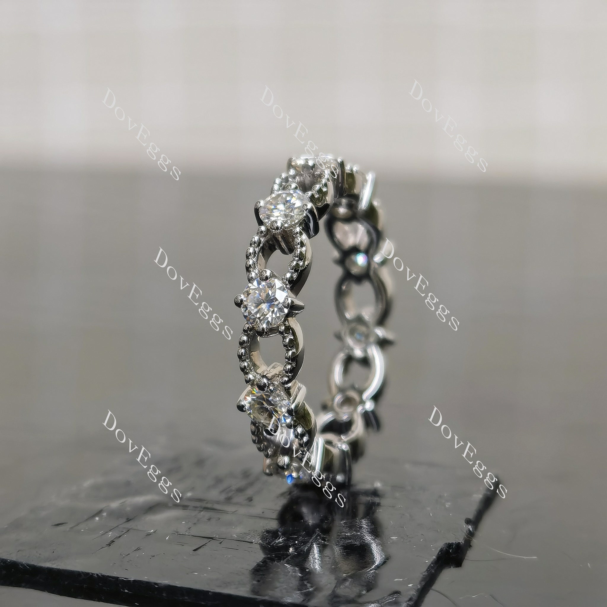 (size 4.25-4.5) Doveggs sterling silver Round moissanite wedding band