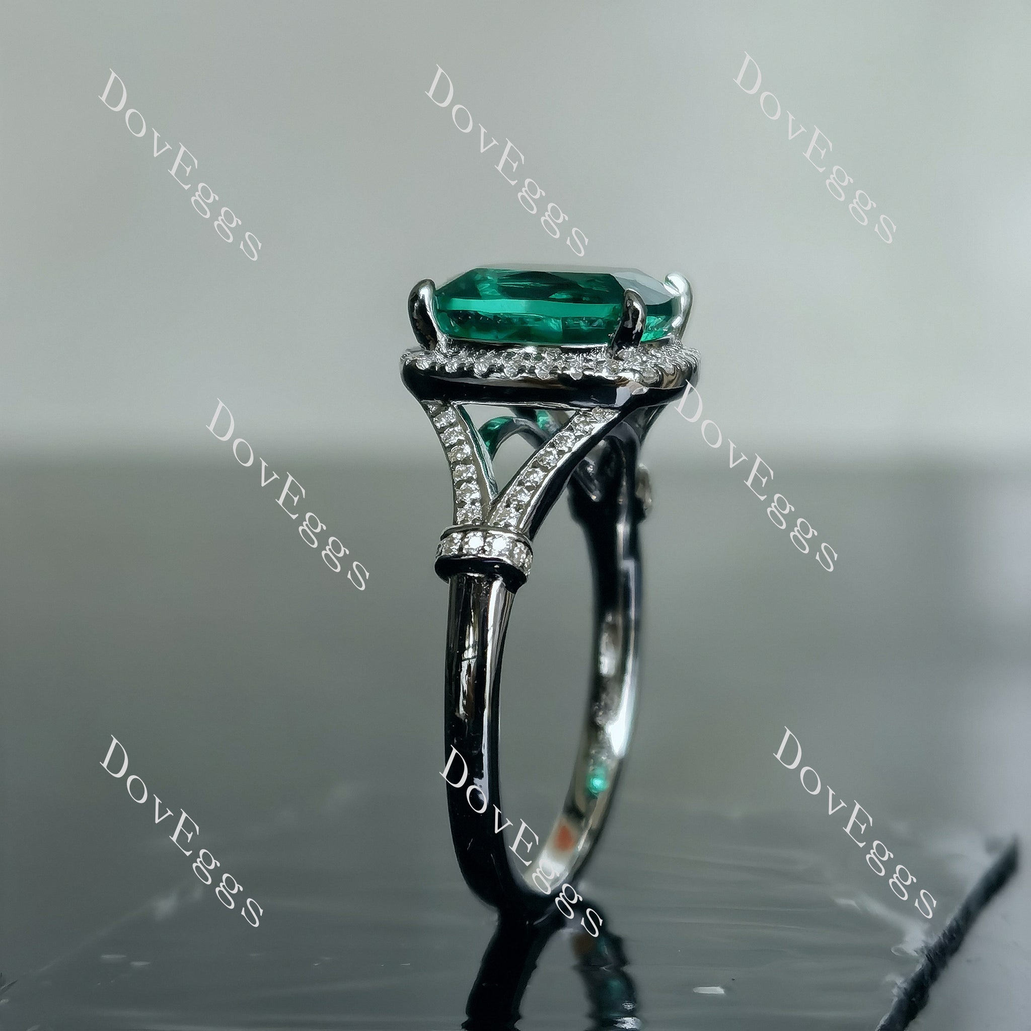 Doveggs 3ct Culombia Emerald Elongated Cushion 3.2cttw Moissanite Stones Sterling Silver Ring