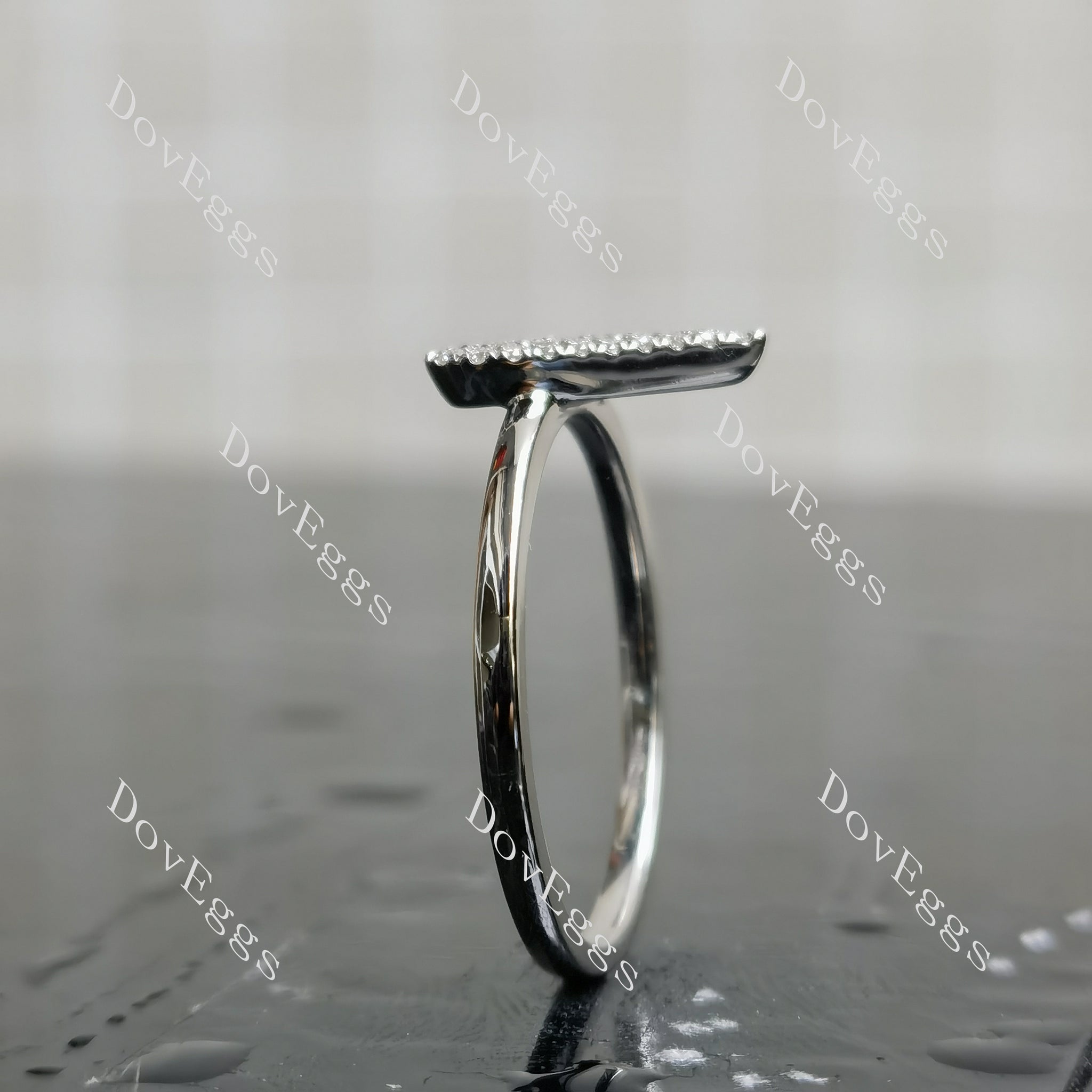 DovEggs heart shaped round moissanite wedding band