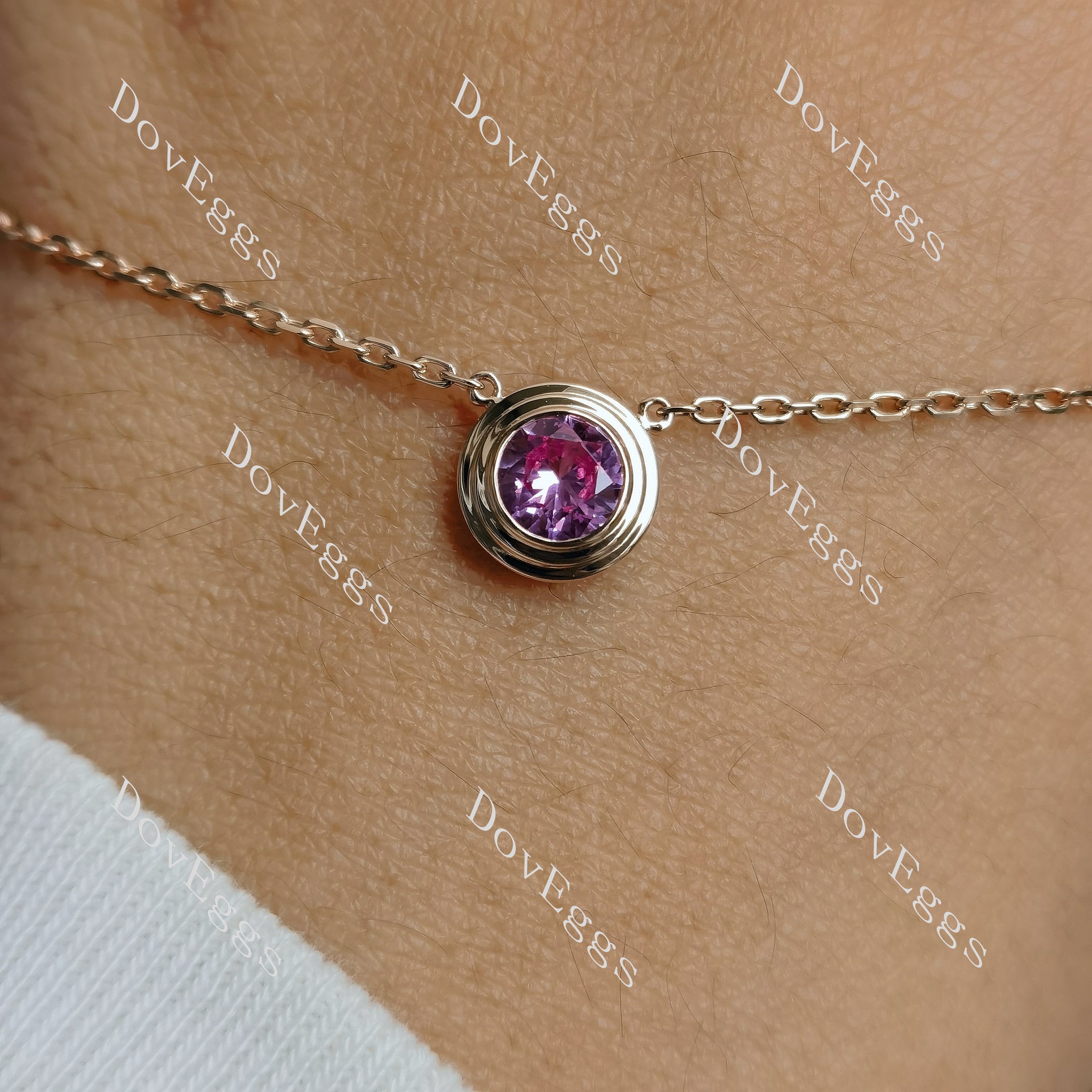 Doveggs round bezel colored gem pandant necklace (with 16'' length chain)