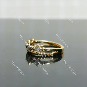 (size 3.5) Doveggs 18K yellow gold 0.2cttw princess lab grown diamond wedding band