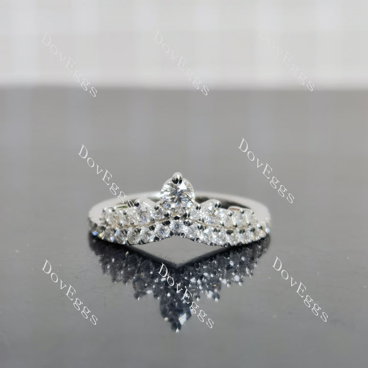 (size 5.5) Doveggs sterling silver round moissanite wedding band