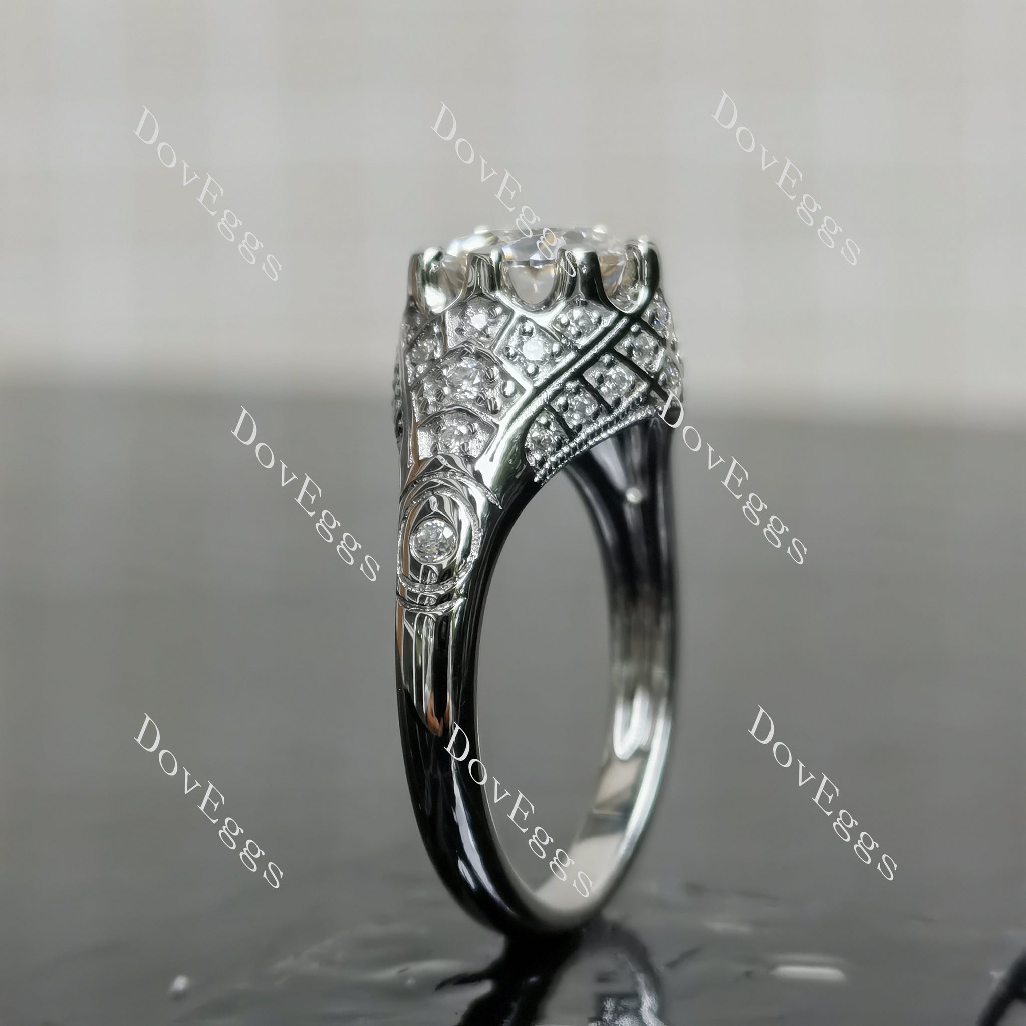 (size 8.5) Doveggs sterling silver 2ct round moissanite engagement ring