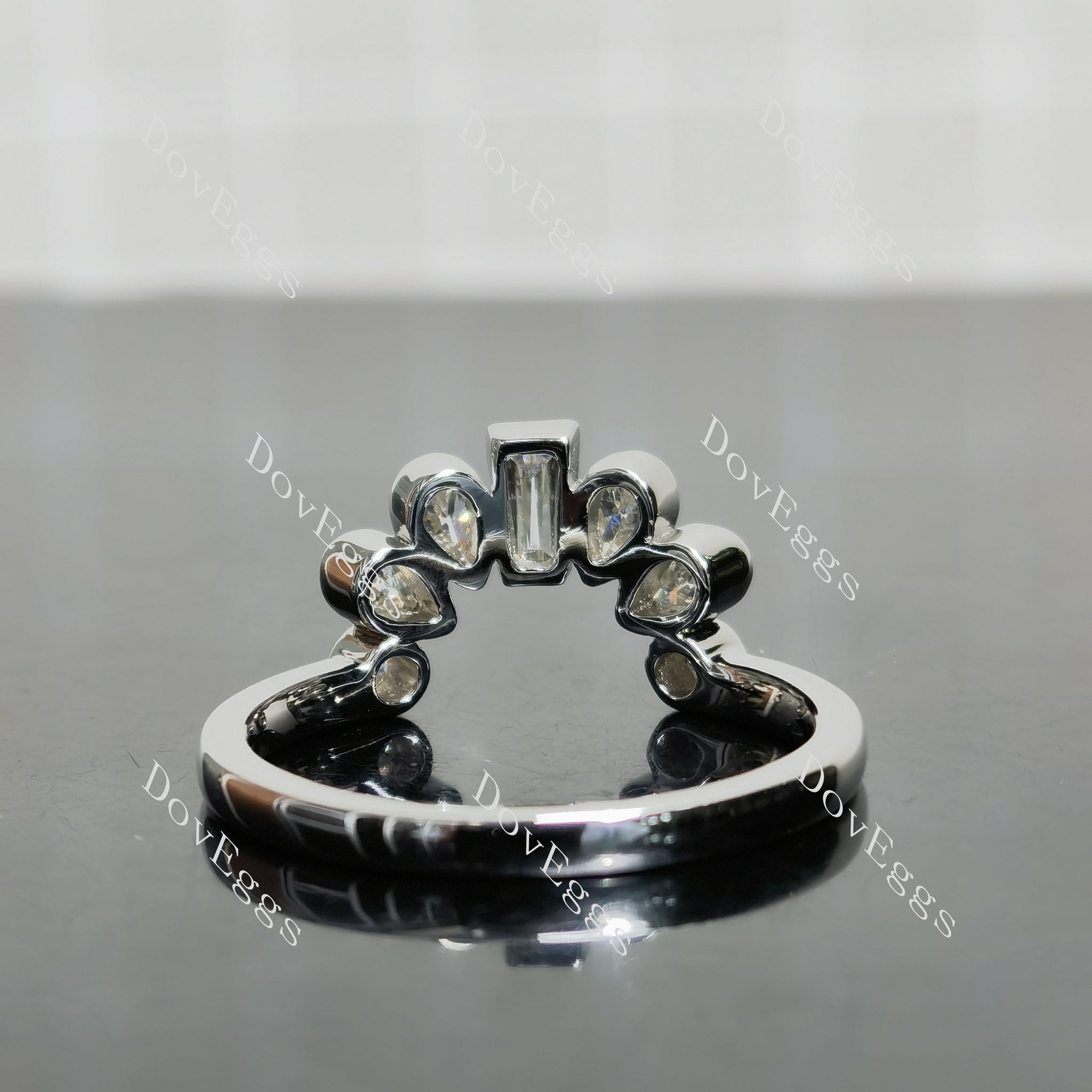 (size 9) Doveggs baguette pear round moissanite wedding band