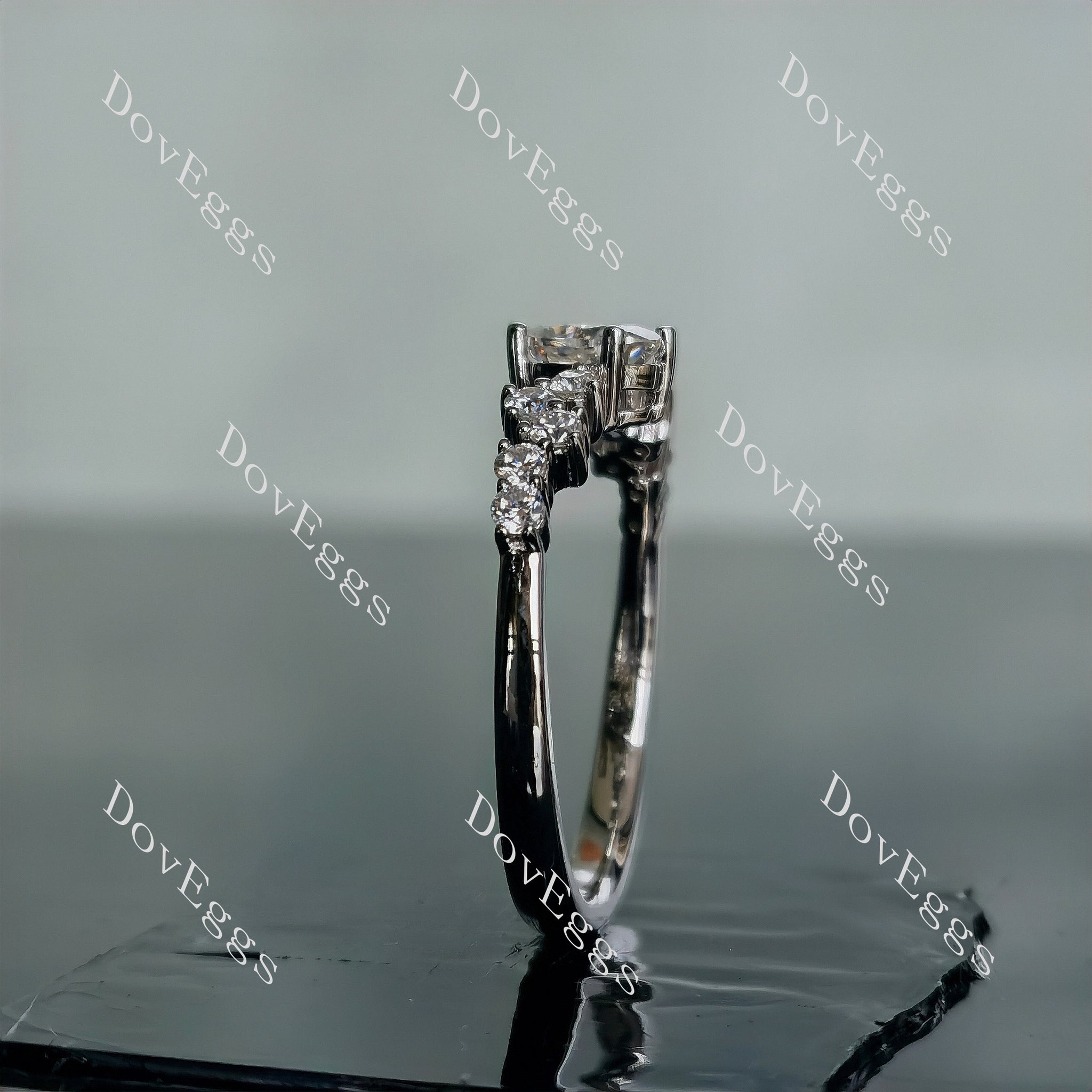 Olive 4*6mm oval art deco moissanite engagement ring