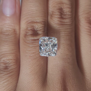 video of 5.037ct cushion diamond in evening light