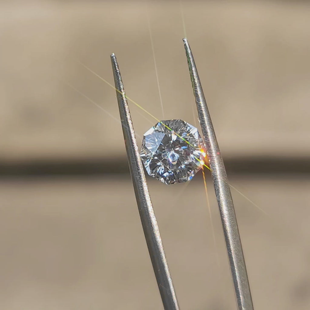 Sunlight video showcasing sakura cut's lab diamond floral pattern reflections